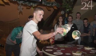 3. ROČNÍK ORIGINÁLNEJ PIVNEJ SÚŤAŽE v CLUBe24 - december 2012 3. ROČNÍK ORIGINÁLNEJ PIVNEJ SÚŤAŽE v CLUBe24 - december 2012