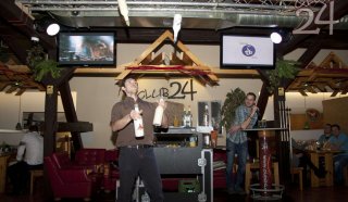 Barmanská show - Tomáš Gyén Barmanská show - Tomáš Gyén