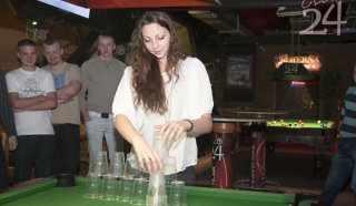 3. ROČNÍK ORIGINÁLNEJ PIVNEJ SÚŤAŽE v CLUBe24 - december 2012 3. ROČNÍK ORIGINÁLNEJ PIVNEJ SÚŤAŽE v CLUBe24 - december 2012