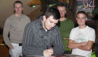 3. ROČNÍK ORIGINÁLNEJ PIVNEJ SÚŤAŽE v CLUBe24 - december 2012 3. ROČNÍK ORIGINÁLNEJ PIVNEJ SÚŤAŽE v CLUBe24 - december 2012