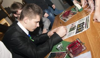 Víťaz súťaže NAJLEPŠIE MATURITNÉ OZNAMKO ROKA 2012 - 4.D Obchodná akadémia Víťaz súťaže NAJLEPŠIE MATURITNÉ OZNAMKO ROKA 2012 - 4.D Obchodná akadémia
